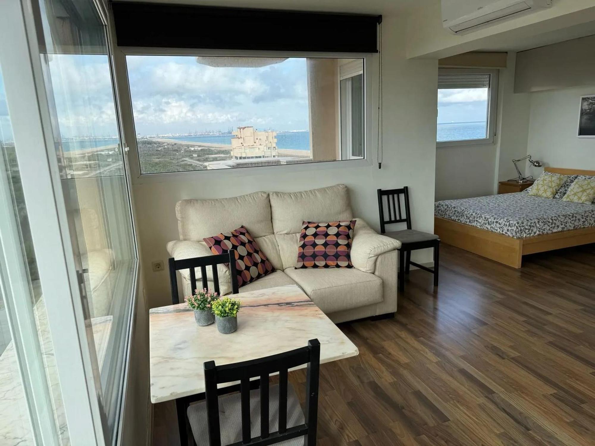 Spacious Apartment In Valencia With Sea View - 160 Sqm Buitenkant foto